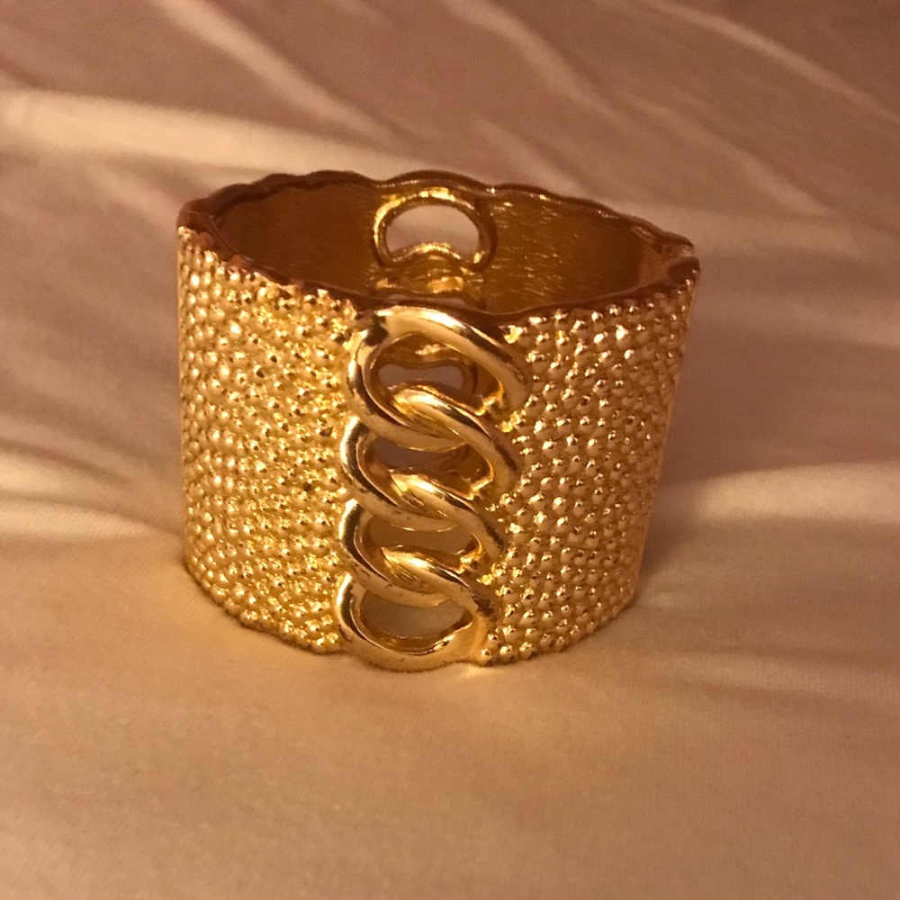 Clip on bracelet❗️